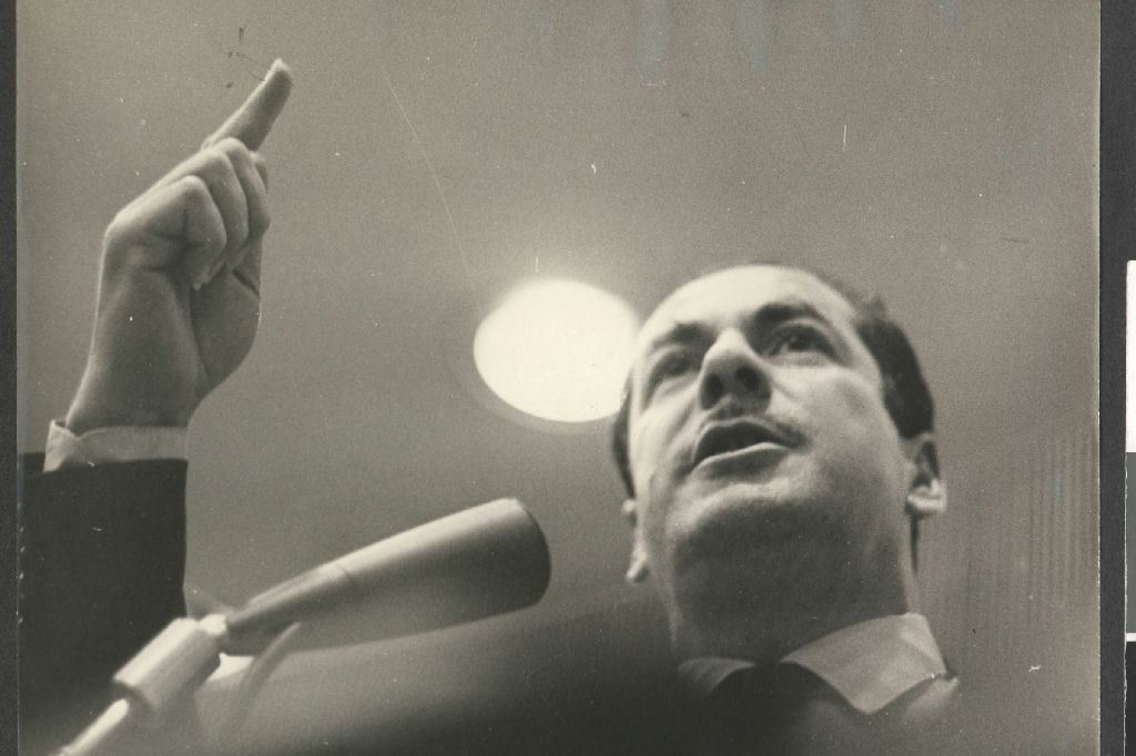 Biografia revela Leonel Brizola como líder que se reinventou na história