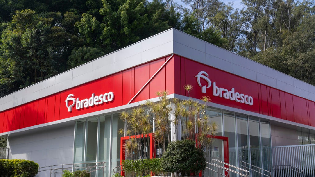 Bradesco injeta R$ 10 bilhões: estratégia de crescimento ou cautela diante do mercado?
