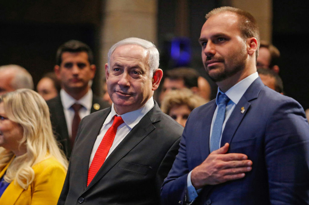 Eduardo Bolsonaro se reúne com Netanyahu em Washington durante agenda conservadora