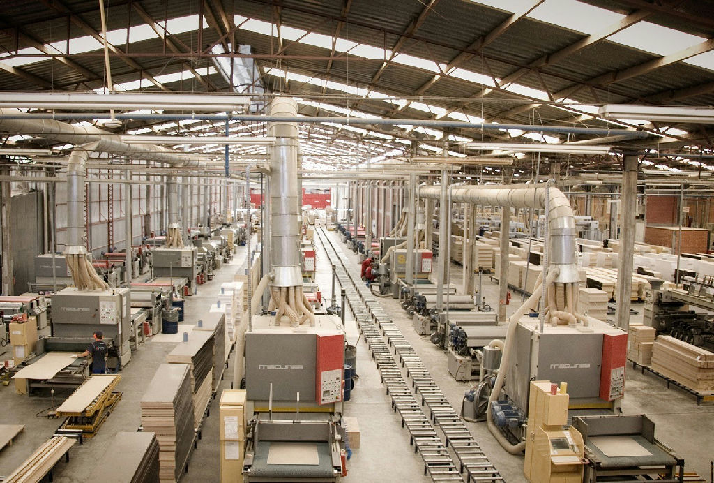 Governo federal lança plano de apoio a empresas atingidas por novas tarifas dos EUA