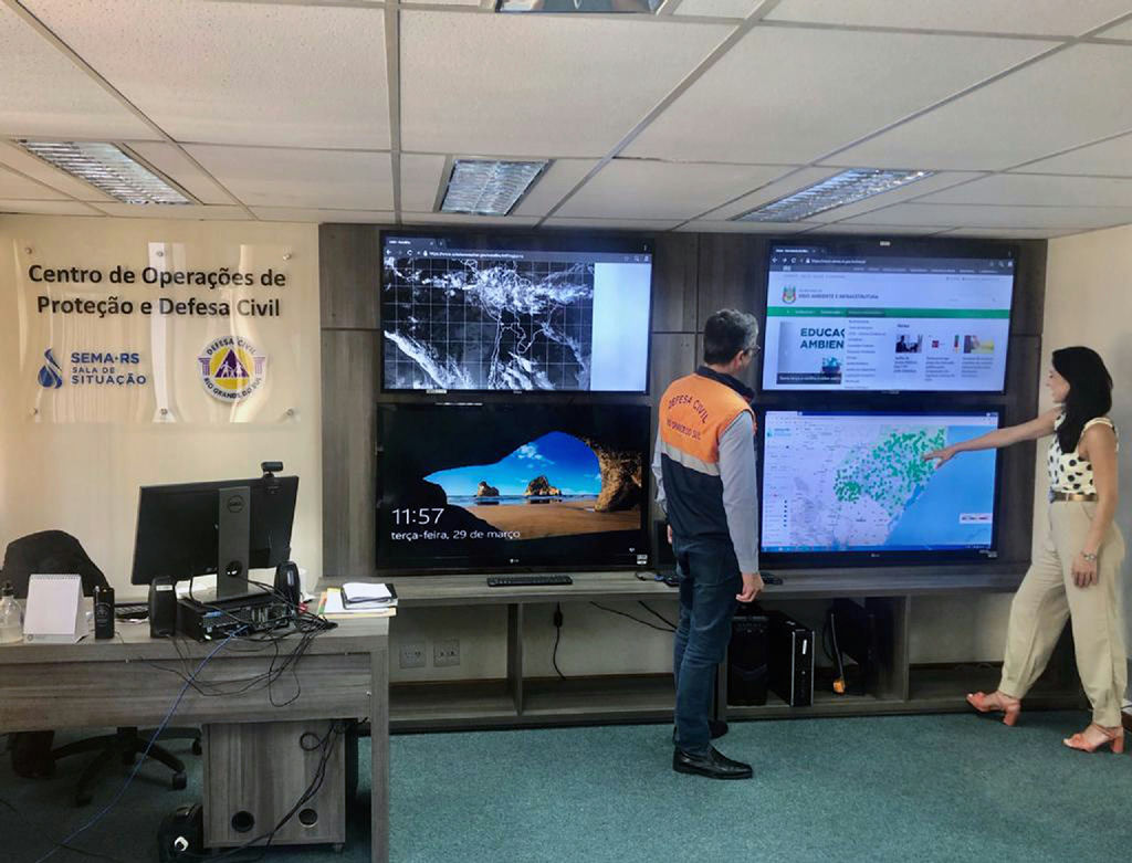 Defesa Civil monitora impactos de chuvas e ventos fortes no Rio Grande do Sul