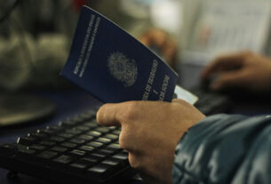 Rio Grande do Sul abre mais de 5 mil vagas de emprego com foco em quem busca o primeiro posto