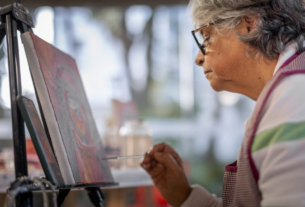 Oficina de pintura hiper-realista é atração do Museu de Férias na Casa dos Rosa
