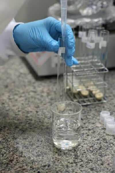 Nova lei busca autonomia brasileira na produção de insumos e medicamentos para o SUS