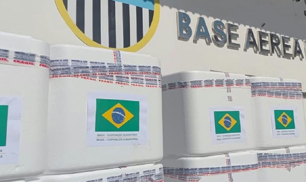 Brasil doa 690 mil vacinas à Venezuela para conter surtos após terremotos devastadores