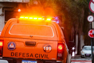 Chuva supera 110 mm em Porto Alegre e Defesa Civil atende 27 ocorrências