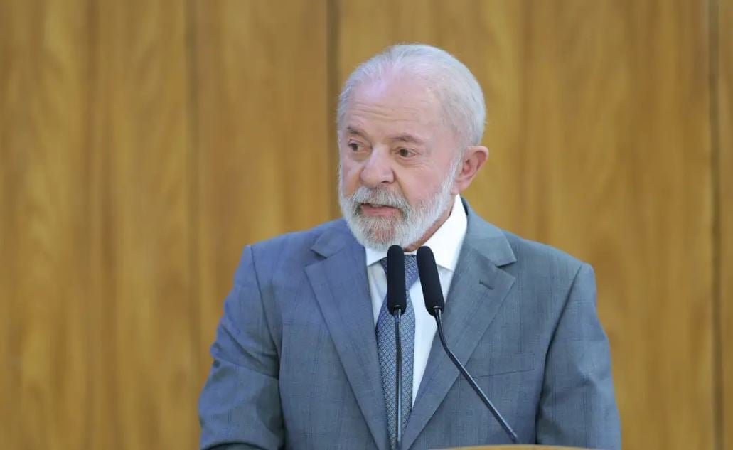 Lula projeta fortalecimento do Brasil diante de tensões comerciais globais
