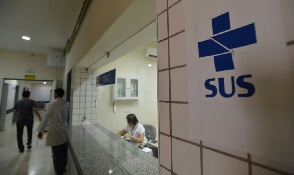Novo comitê do Ministério da Saúde busca reduzir custos de medicamentos no SUS