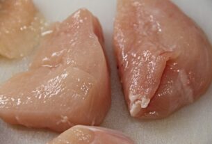 Mercado de carne de frango encerra julho com estabilidade nos preços