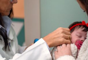 Mutirão do Teste da Orelhinha atende 600 bebês neste fim de semana no Hospital Universitário