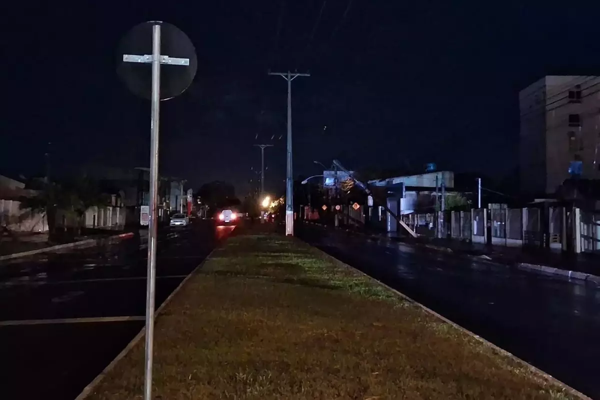 Temporais no Rio Grande do Sul deixam rastro de destruição e desalojados