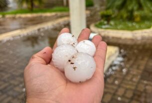 Temporal de granizo causa destruição em Santo Antônio das Missões e Bossoroca
