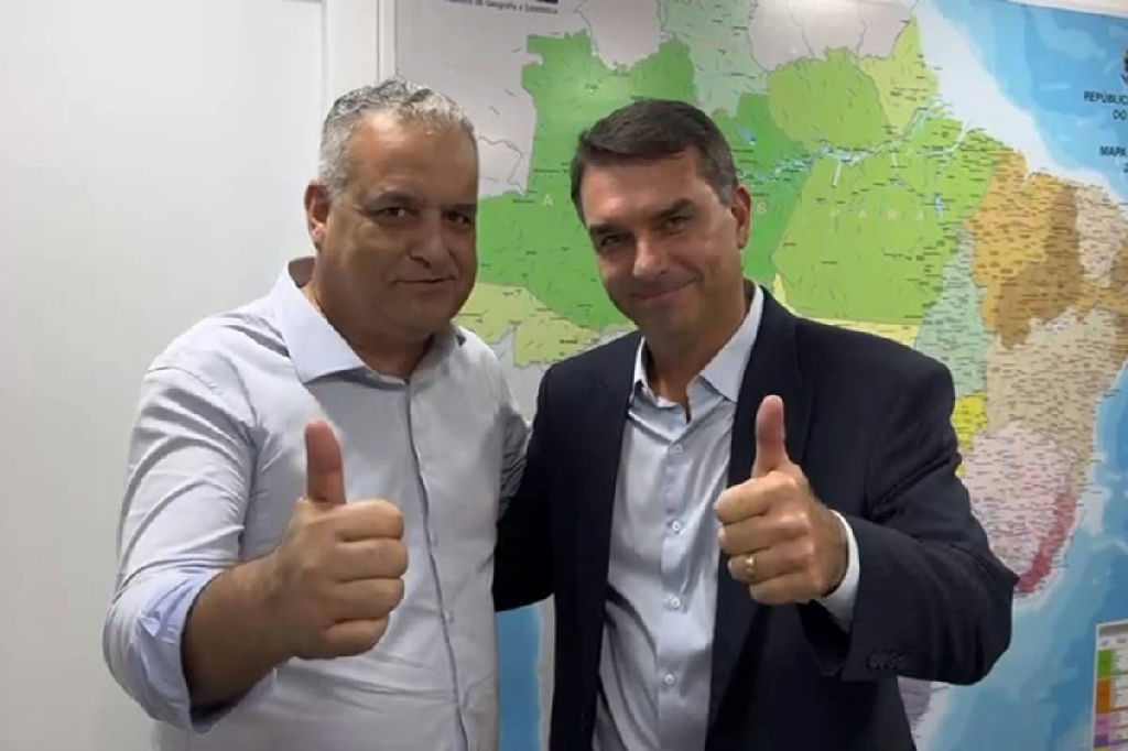 A trajetória de Alfredo Gaspar: de aliado dos Calheiros a vice de Flávio Bolsonaro