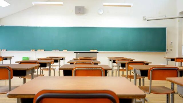 Agência suspende uso de reconhecimento facial para chamadas escolares no Paraná