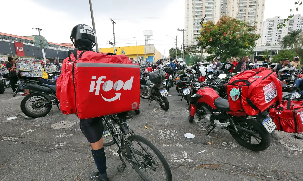 Anvisa autoriza venda de remédios por aplicativos de entrega