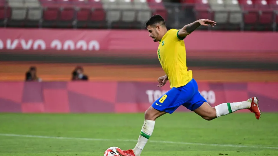 Arsenal avança em negociação milionária para contratar Bruno Guimarães