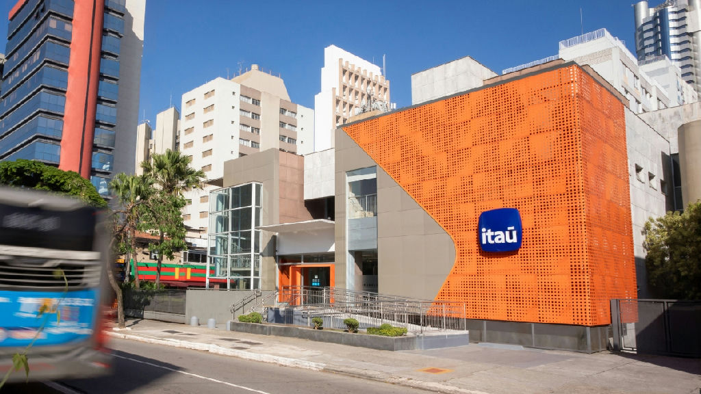 Balanço do Itaú no 2T26 mostra resiliência, mas mercado monitora novos desafios