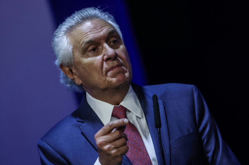 Caiado propõe lei de terrorismo doméstico e agência policial internacional