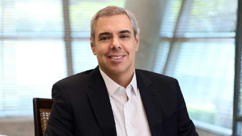 Cautela no Itaú: Milton Maluhy aponta riscos globais e fiscais para a economia