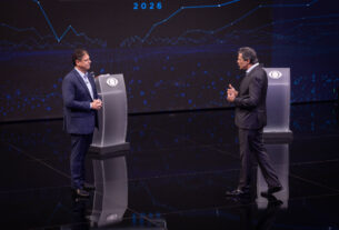 Debate em São Paulo: embate entre Tarcísio e Haddad eleva tom e nacionaliza disputa