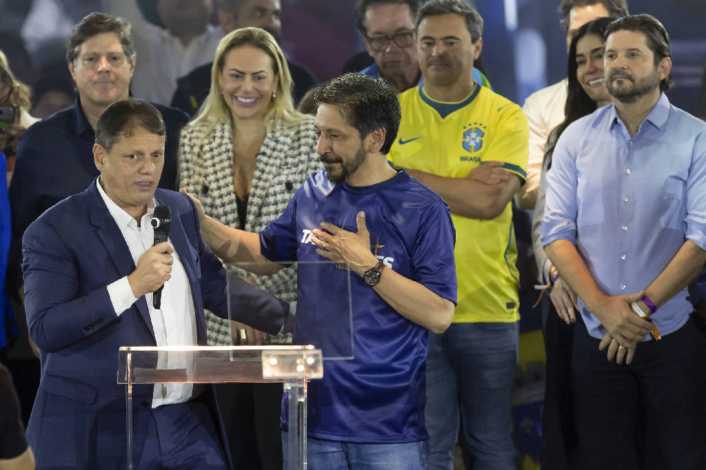 Deputados acionam Ministério Público após Ricardo Nunes chamar Haddad de 'professorzinho'