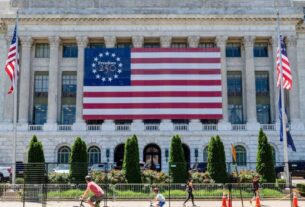 Dívida dos EUA ultrapassa US$ 40 trilhões após governos Trump e Biden