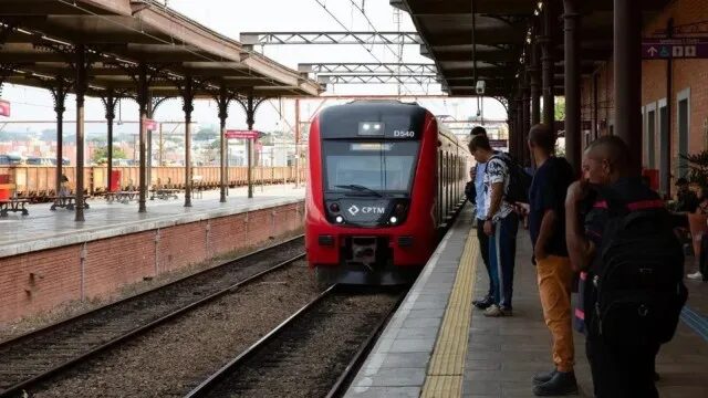 Ferroviários de SP confirmam greve por tempo indeterminado em três linhas a partir de terça (4)