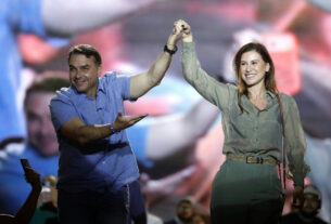 Flávio Bolsonaro defende Senado forte e mira STF em convenção do PL no Distrito Federal