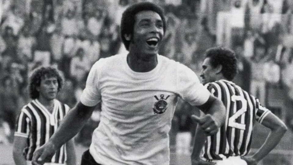 Geraldão, ídolo do Corinthians e herói de 1977, morre aos 77 anos