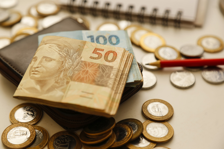 Governo federal destina R$ 2,75 bilhões para ampliar crédito a pequenos negócios