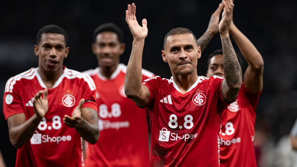 Internacional avança na Copa do Brasil apesar de derrota para o Corinthians