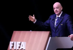 Investigação aponta favorecimento de funcionária por Gianni Infantino na época da Uefa