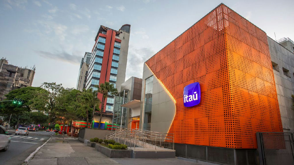 Itaú registra lucro de R$ 12,4 bilhões no segundo trimestre de 2026