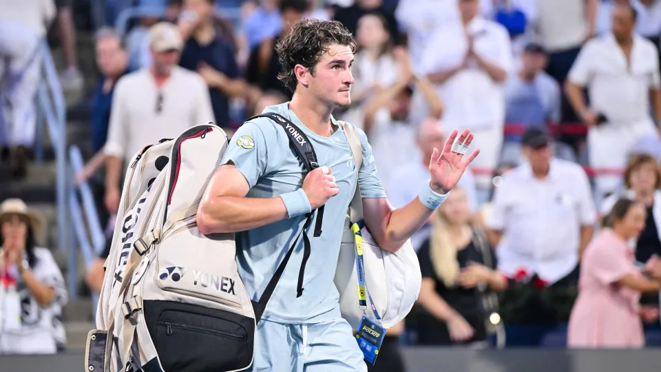 João Fonseca é superado por Ben Shelton e deixa o Masters 1000 do Canadá