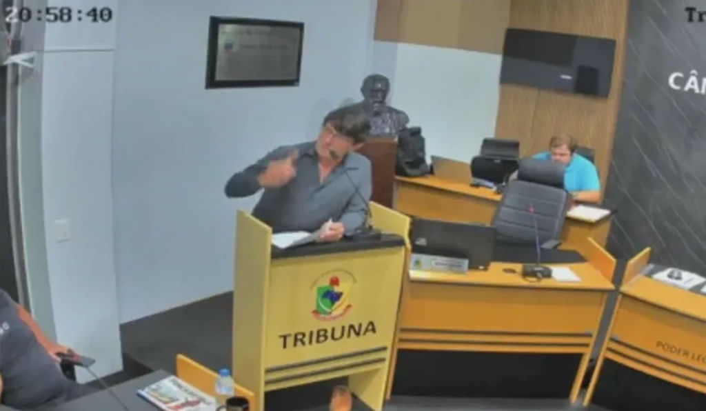Justiça condena ex-vereador de Roca Sales por crime de racismo em sessão legislativa