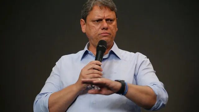 Justiça proíbe desapropriações em quadra que gestão Tarcísio está demolindo para sua futura sede