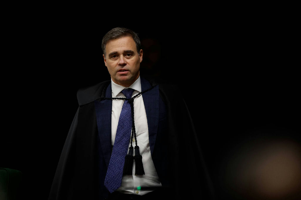 Mendonça e ministro da Justiça buscam distensionar relação entre STF e Polícia Federal