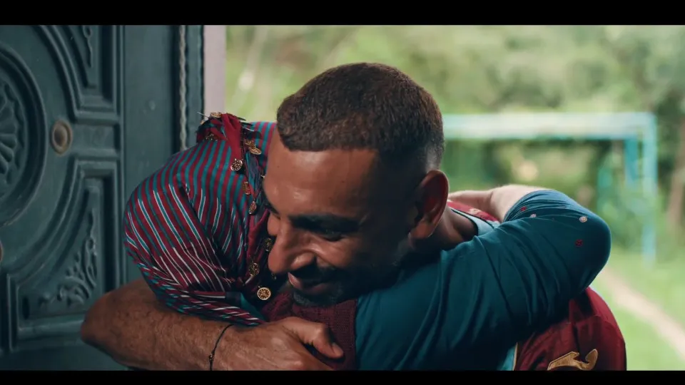 Mohamed Salah é anunciado como novo reforço do Trabzonspor em vídeo emocionante