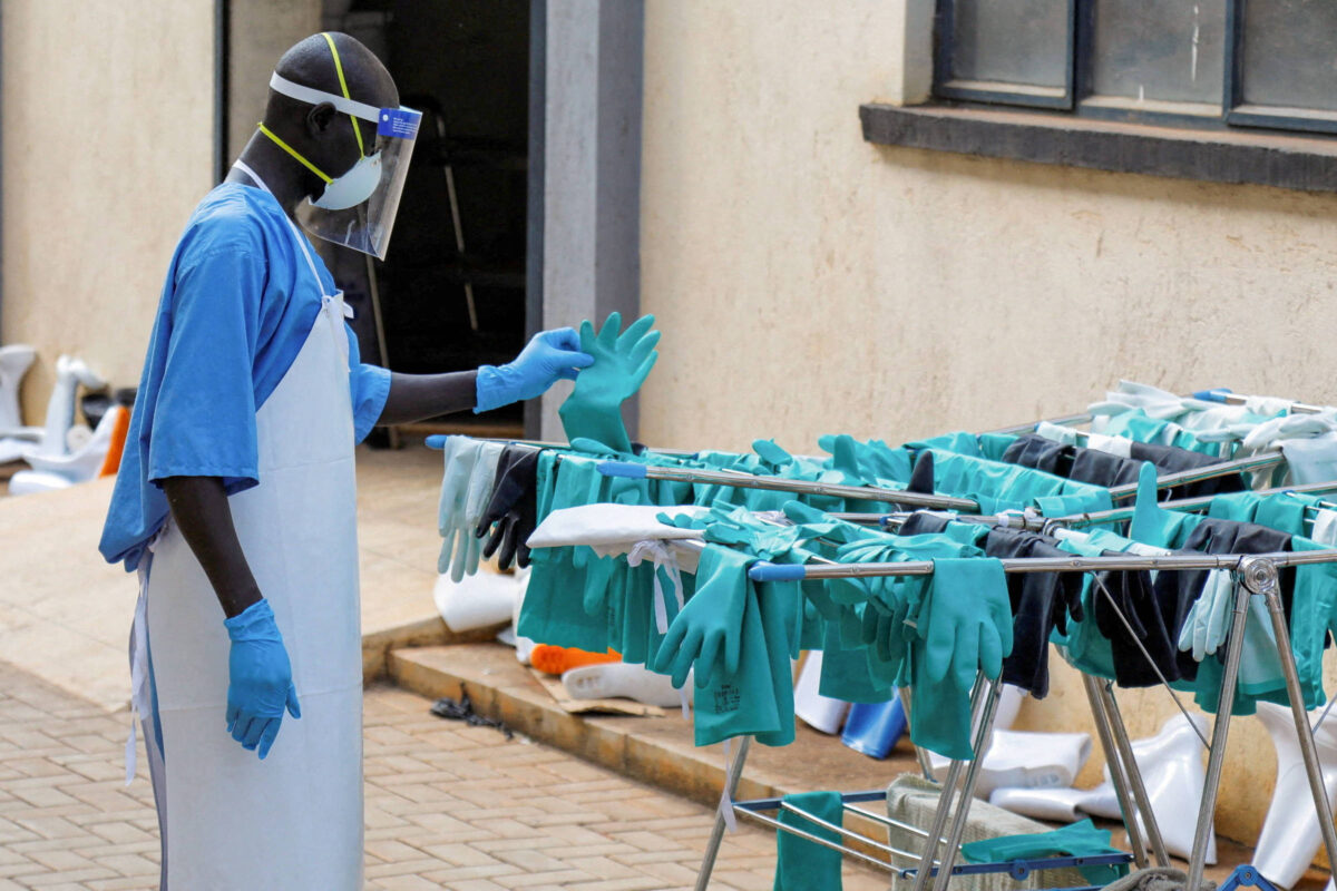 OMS declara Uganda livre do ebola após 42 dias sem novos casos