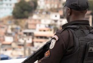 PM ocupa cinco comunidades do Complexo de Israel, no Rio