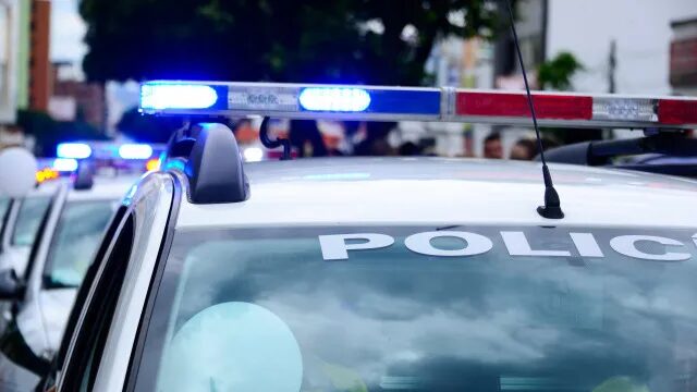 Polícia investiga morte de jovem encontrada às margens de rio em Guaratinguetá (SP)