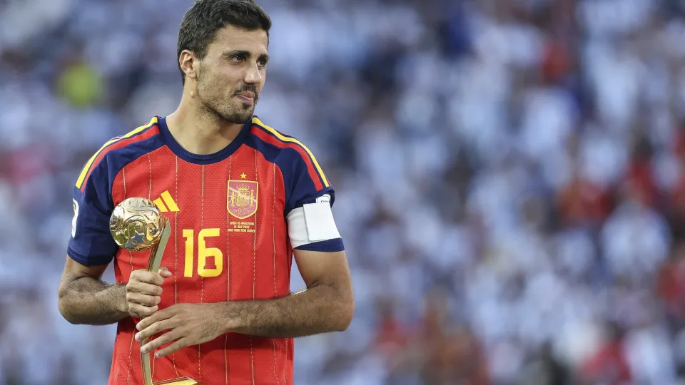 Rodri escolhe Barcelona e recusa oferta irrecusável do Real Madrid