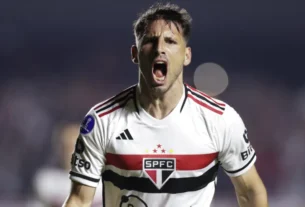 São Paulo encaminha renovação de contrato com Calleri até 2028