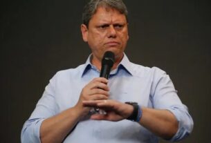 Tarcísio chama greve da CPTM de 'baderna' e defende privatização
