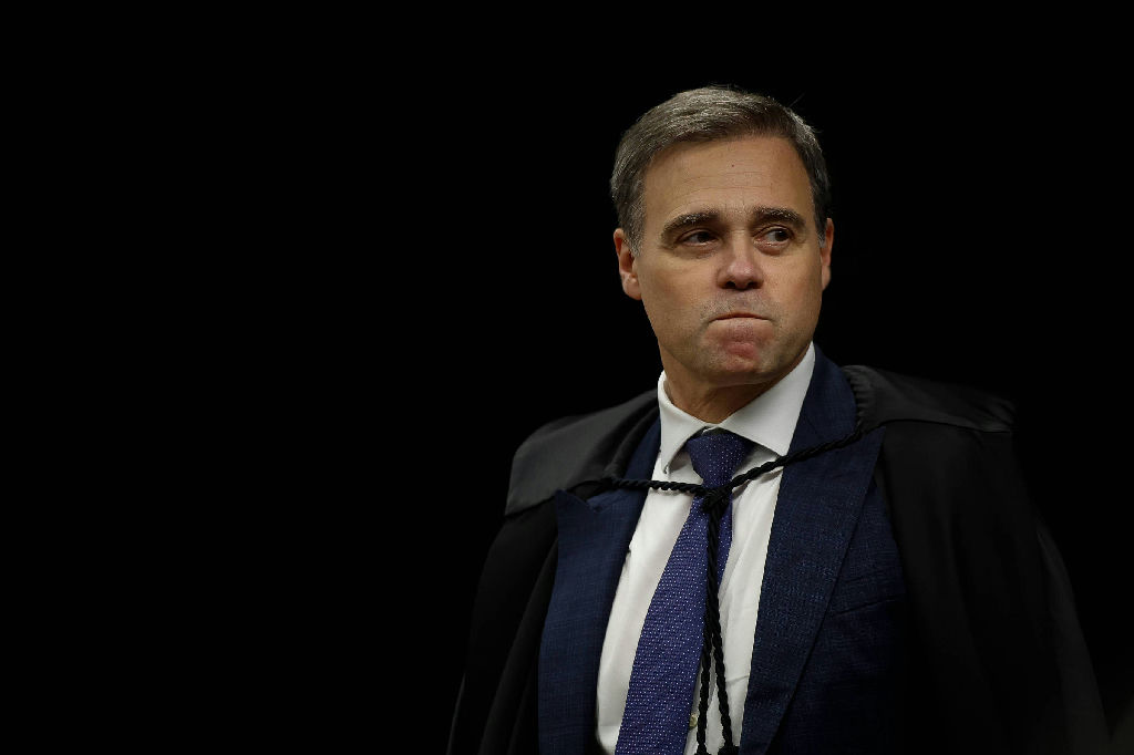 Tensão entre PF e STF gera ambiente hostil, mas delegados mantêm foco em investigações