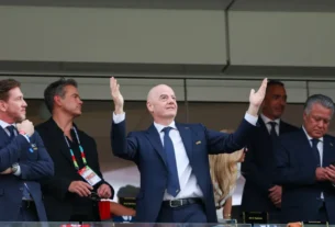 UEFA promete ir à justiça após País de Gales romper apoio a Infantino na FIFA
