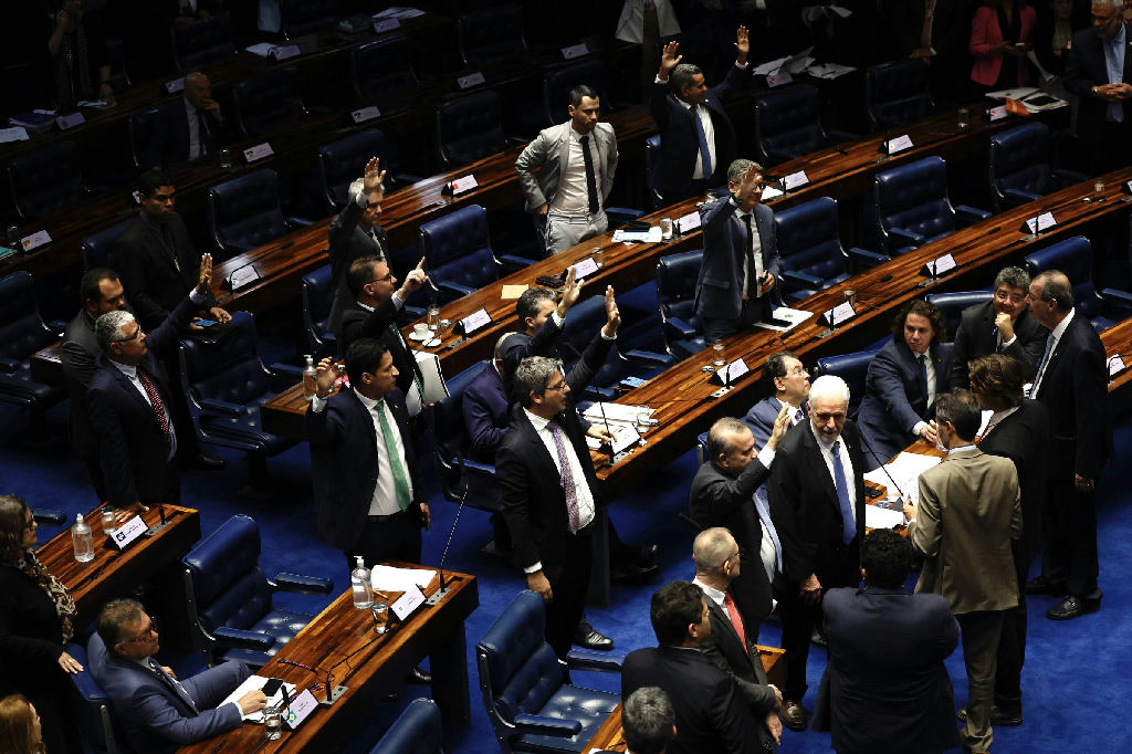 UGT alerta que fim da taxa de importação ameaça postos de trabalho no Brasil