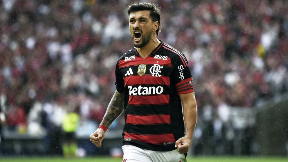 Arrascaeta sofre nova lesão e vira preocupação no Flamengo para reta final da temporada