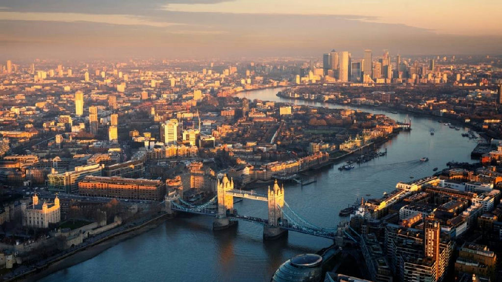 Calor extremo em Londres gera nova crise no mercado imobiliário