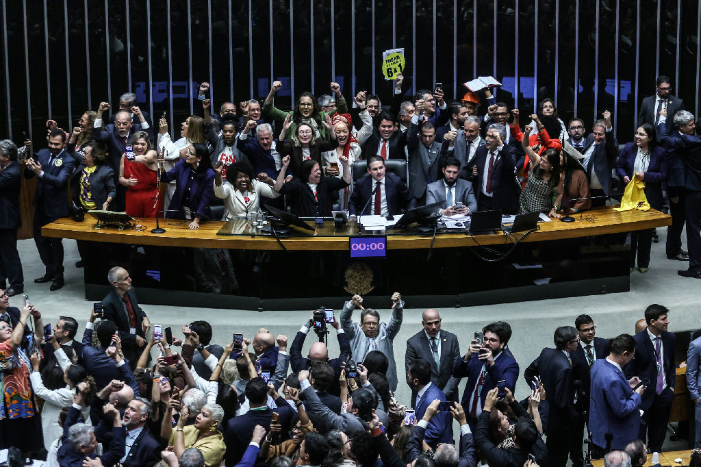 Câmara corta pela metade expediente presencial de servidores durante as eleições